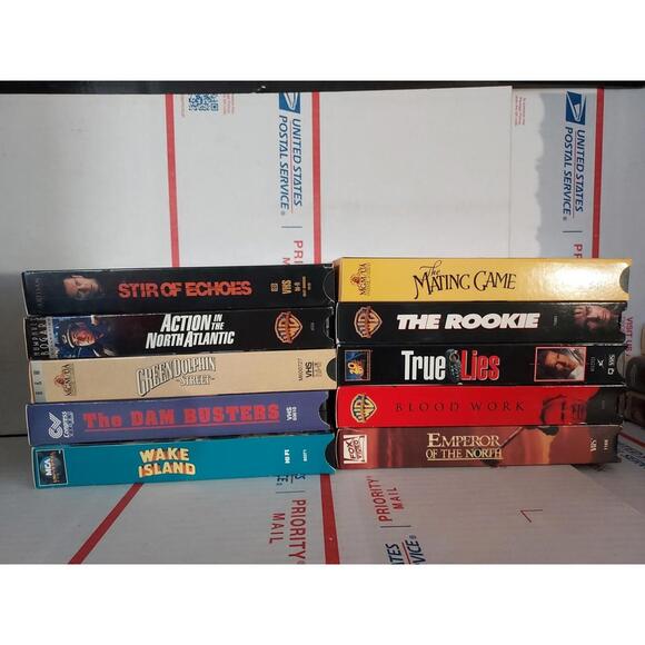 Lot Of 10 VHS Tapes War Action Wake Island Blood Work The Rookie & More - #00L